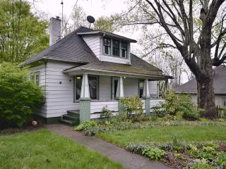 118 Montana Ave, Asheville, NC 28806-4118
