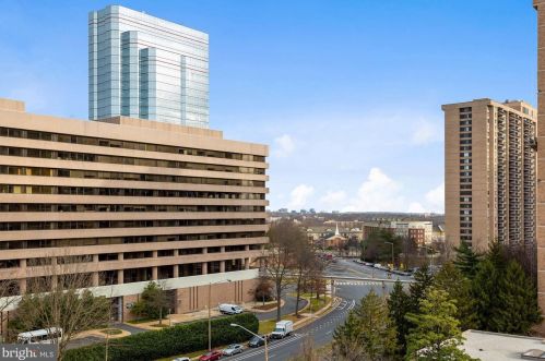 3713 George Mason Dr, Falls Church VA  22041-3761 exterior