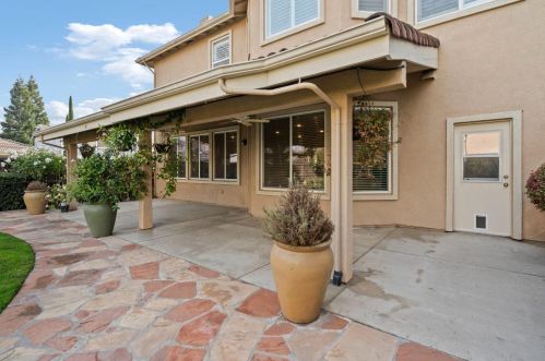 3909 Edgeview Ct, Modesto CA  95355-7318 exterior