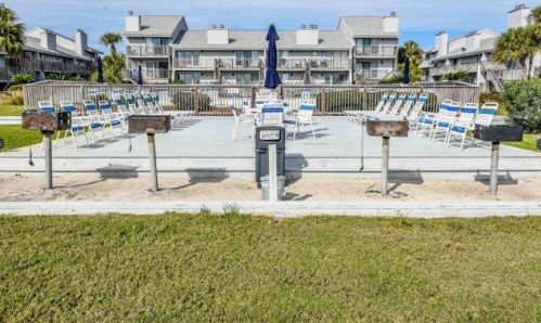 1804 Gulf Bch Dr, Saint George Island FL  32328-2827 exterior