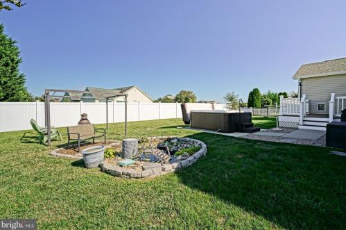 32883 Peach Tree Ln, Lewes DE  19958-3731 exterior