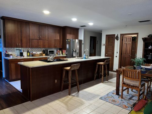 530 Forest Trl, Vero Beach, FL 32962-4648