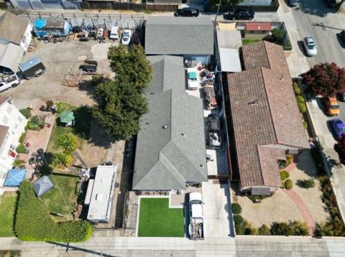 1061 San Benito St, Hollister, CA 95023-4841
