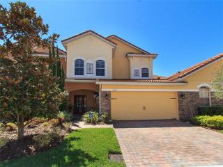 5095 Fiorella Ln, Sanford, FL 32771-5447