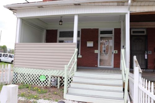 7622 Bennett St, Pittsburgh, PA 15208-1602