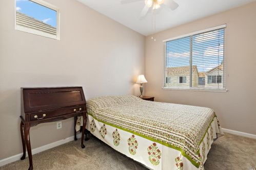 915 Mayport Dr, West Pittsburg CA  94565-4494 exterior