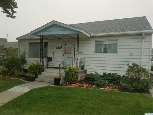 323 George Washington Way, Richland, WA 99352-4417