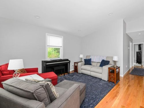 119 Regent Ave, Providence RI  02908-5430 exterior