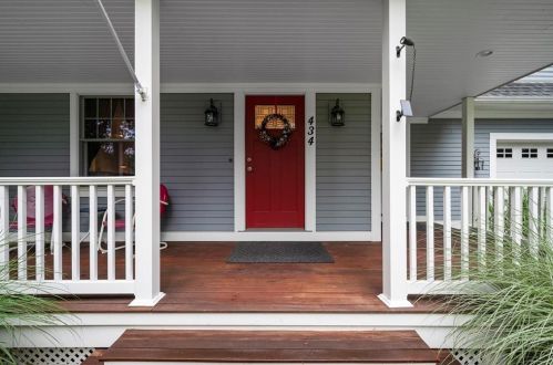 434 Quidnessett Rd, North Kingstown, RI 02852-1500
