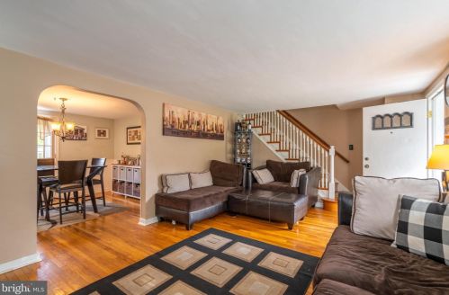 325 Moreland Rd, Willow Grove PA  19090-3507 exterior