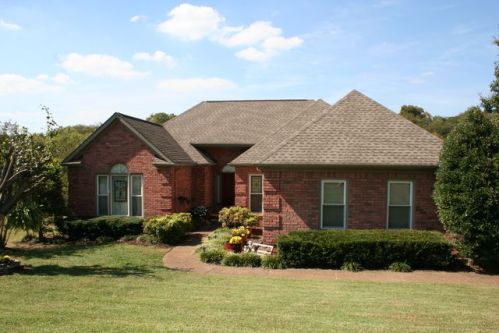 133 Mansker Park Dr, Hendersonville, TN 37075-2088