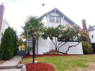 3410 61st Ave, Seattle, WA 98116-3028