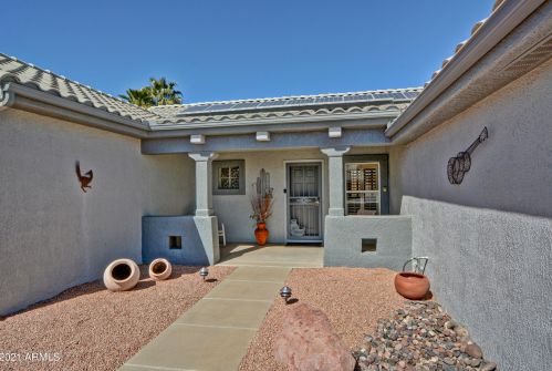 15150 Las Brizas Ln, Sun City, AZ 85375-3058