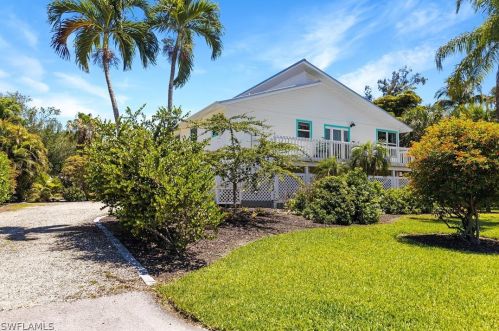 1236 Sand Castle Rd, Sanibel, FL 33957-3619