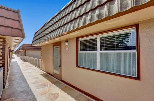 333 Brittany G, Delray Beach, FL 33446-1128