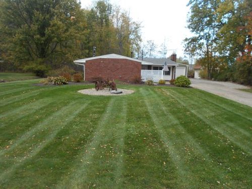 33700 Maple Ridge Blvd, Avon, OH 44011-2418