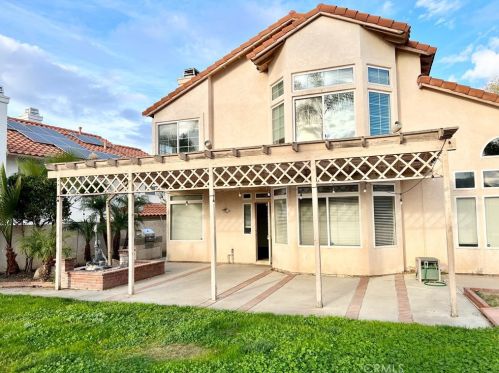 32005 Corte Eldorado, Temecula CA  92592-1033 exterior