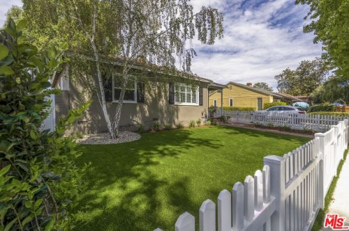 4841 Vista Del Monte Ave, Van Nuys, CA 91403-1654