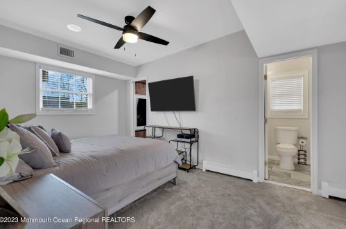2237 Emerald Park Dr, Lacey NJ  08731-3716 exterior