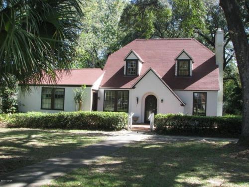 2966 Guyton St, Marianna, FL 32446-2914