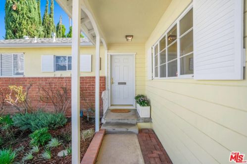 5726 Aldea Ave, Van Nuys CA 91316-1416 exterior