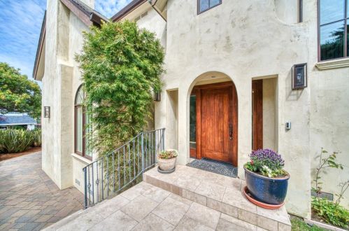 4 Ashdown Pl, Princeton By The Sea, CA 94019-2275