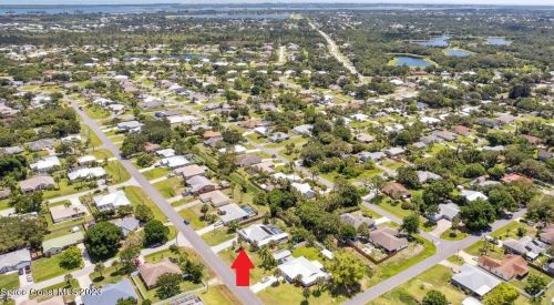 468 Tulip Dr, Sebastian FL  32958-5564 exterior