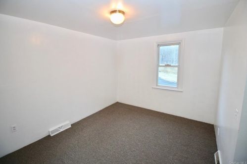 369 Route 17, Tuxedo Park NY  10987-4306 exterior