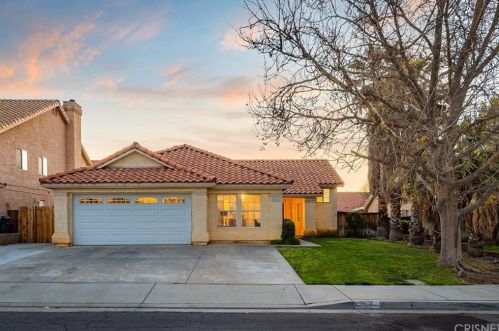 42417 Coronet Ct, Lancaster, CA 93536-4447