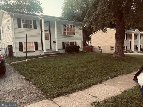 4208 Hoffman Dr, Woodbridge VA  22193-5127 exterior
