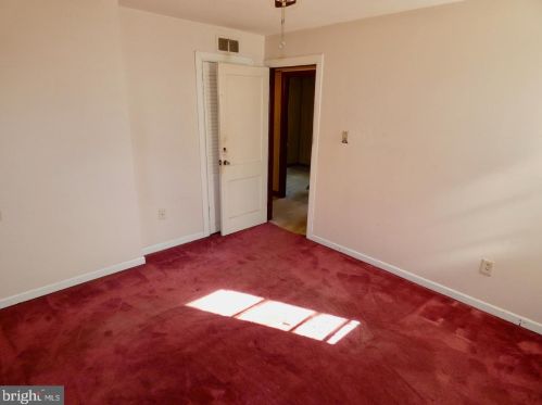 2219 Henlopen Ave, Wilmington DE  19804-3621 exterior