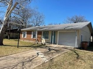 7704 Delafield Ln, Austin TX  78752-1315 exterior