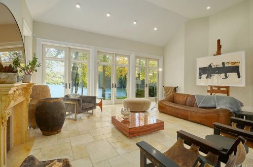 457 Lake Rd, Tuxedo Park NY  10987-4108 exterior