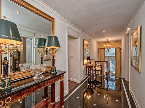5 Latourelle Ln, Pittsburgh, PA 15215-1829