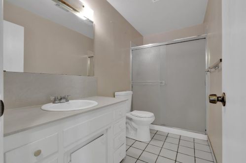 945 Madison Ave, Los Banos CA 93635-4820 exterior