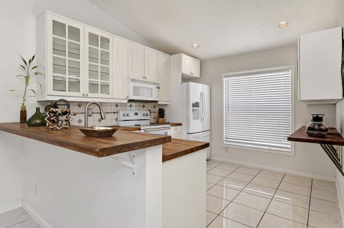 8344 Bermuda Sound Way, Boynton Beach FL  33436-1728 exterior