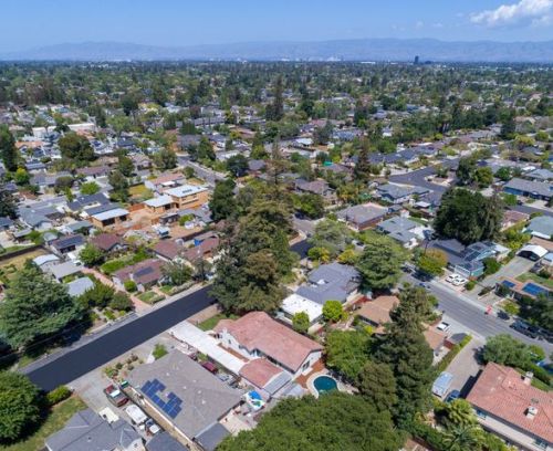 1286 Munro Ave, Campbell, CA 95008-5947