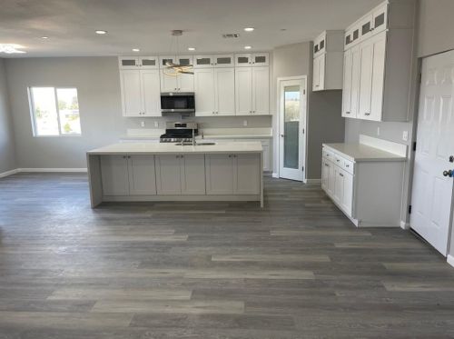 13362 Calcite Ave, Victorville, CA 92395-9747