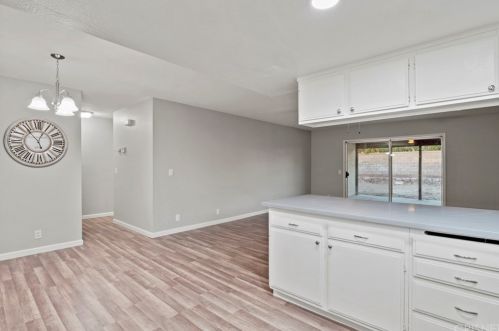 43816 Palm Vis Ave, Lancaster CA 93535-4422 exterior