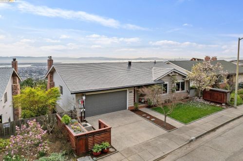 101 Colgett Dr, Oakland, CA 94619-2306