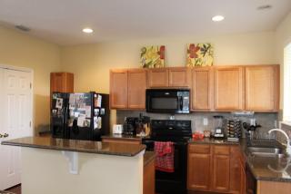 2307 Sunset Bluff Dr, Jacksonville FL  32216-4703 exterior