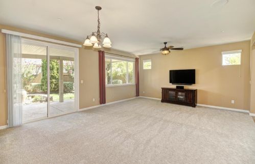 9860 Westminster Way, Elk Grove CA  95757-5124 exterior