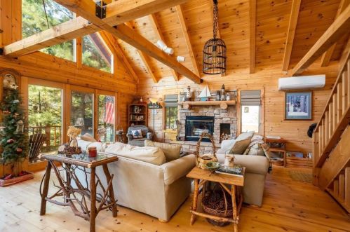 6215 Schoonover Rd, Webster, WI 54893-8724