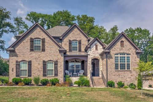 5108 Falling Water Rd, Nolensville, TN 37135