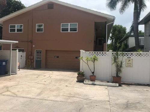 535 12th Ave, Saint Petersburg FL  33701-1311 exterior