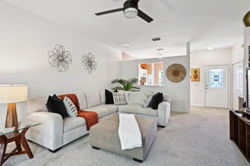 899 Sarria Ct, Fort Pierce FL  34986-1700 exterior