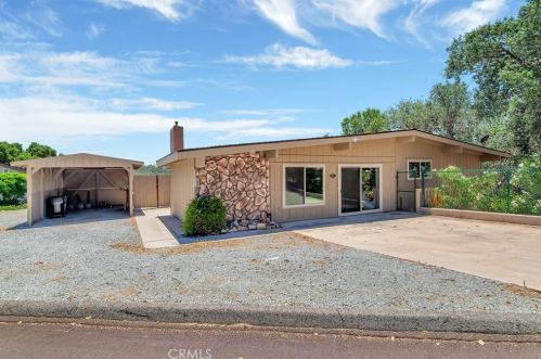 8121 Smith Point Rd, Lake Nacimiento CA  93426-9633 exterior