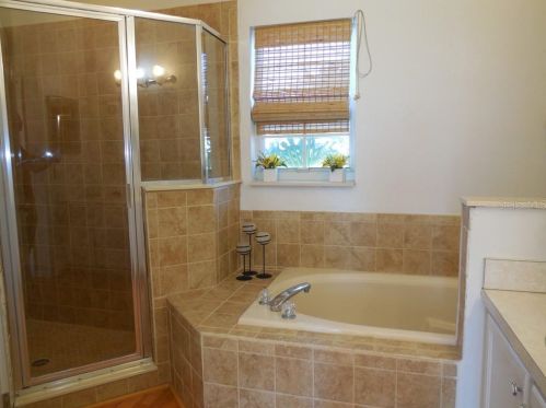 1028 Derbyshire Dr, Kissimmee FL 34758-3120 exterior