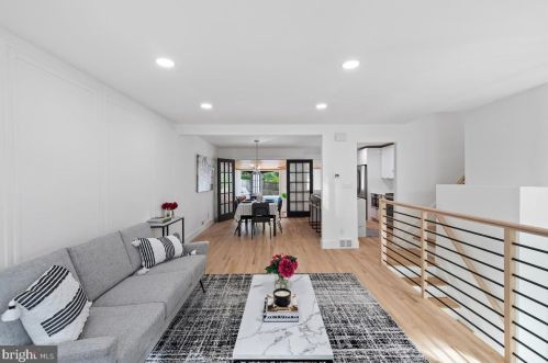 2 Hornor Ln, Princeton NJ  08540-3937 exterior