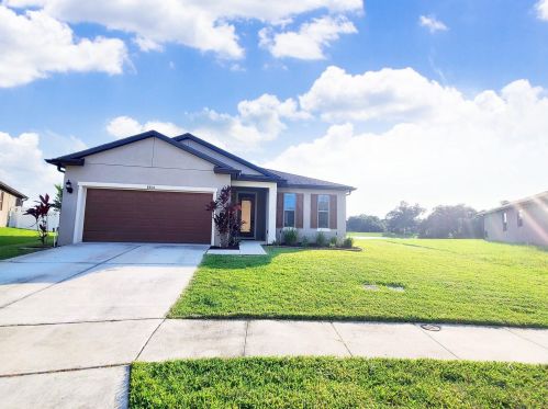 8810 Hinsdale Heights Dr, Polk City FL  33868-6012 exterior